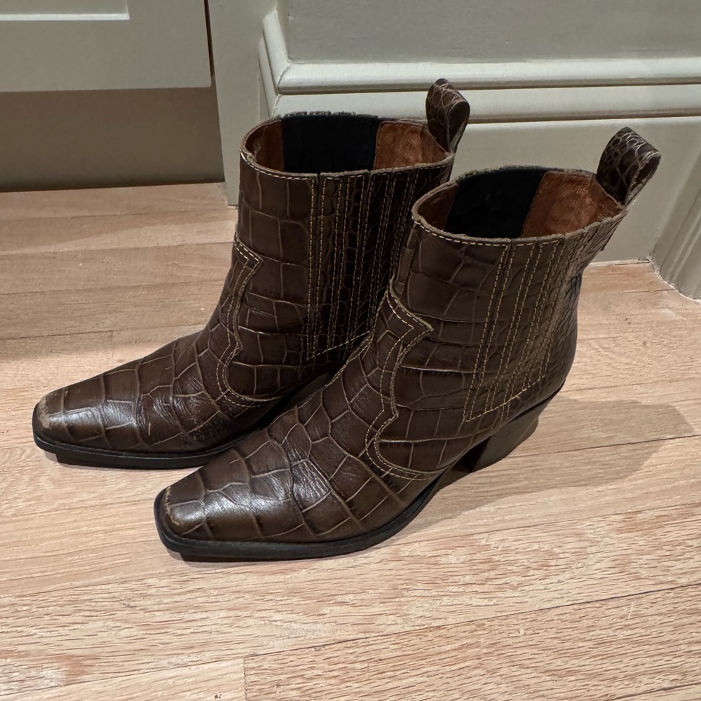 Ganni cowgirl boot
